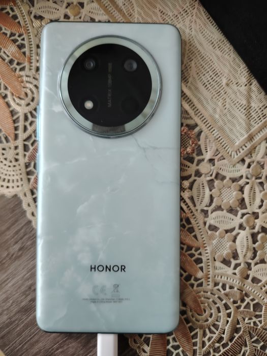 Продам хороший телефон хонор х9с