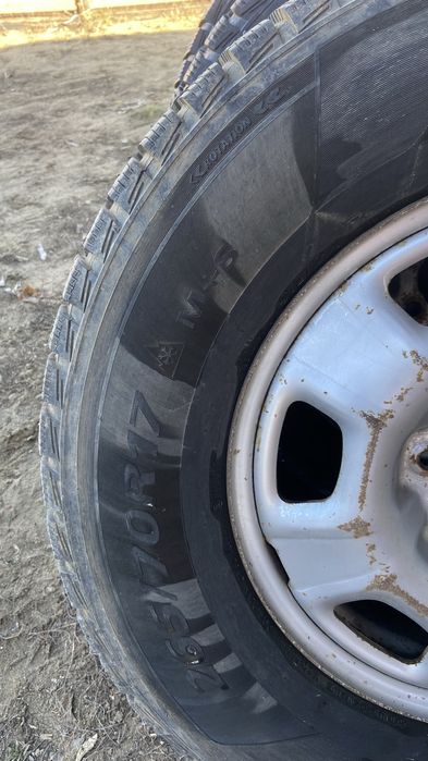 Комплект шин с дисками 265/70/17