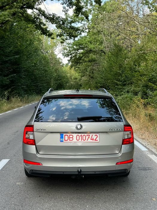Vând Skoda Octavia 3