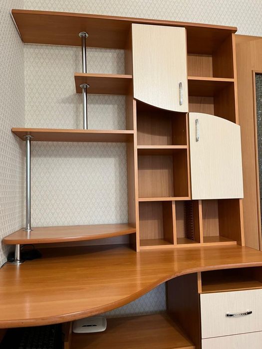 Компьютерный стол