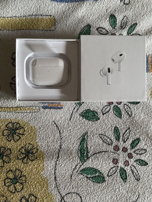 Vand airpods pro 2 noi