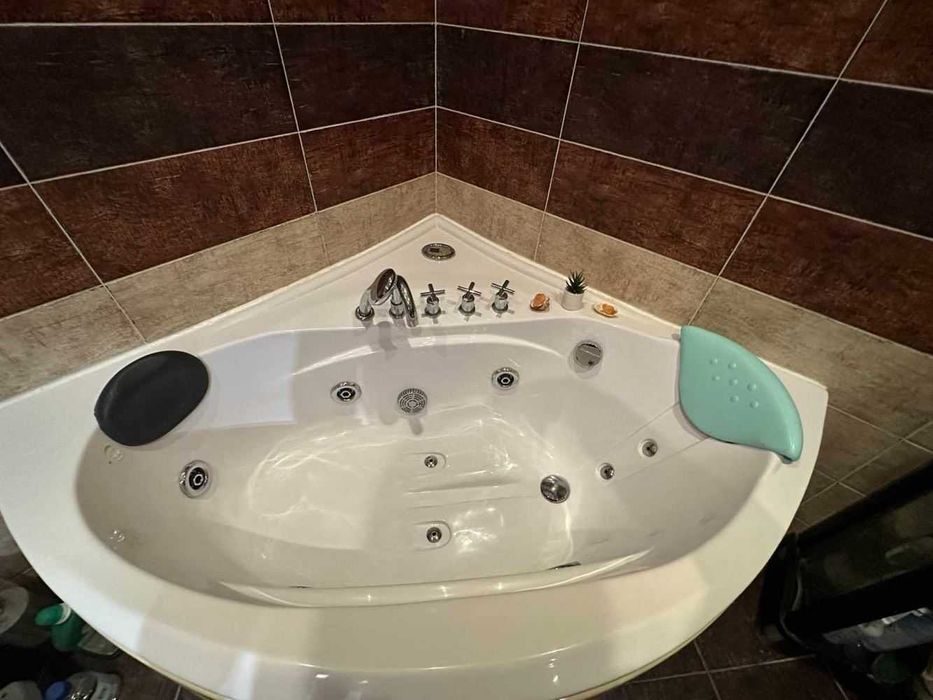 Дава се под наем Четиристаен апартамент в София, Витоша - 120 кв.м за 1100 € - Снимка #13