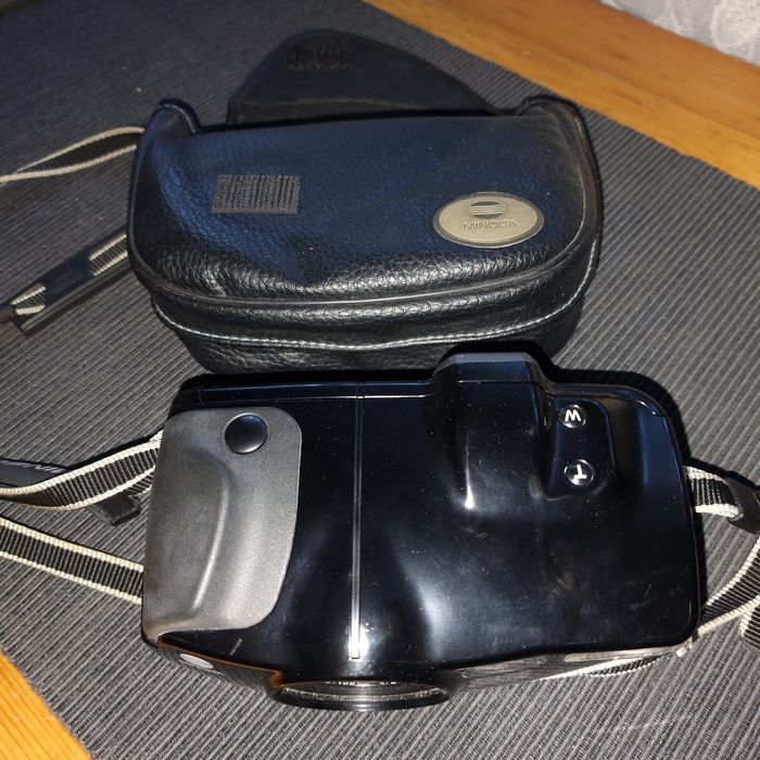 Лентов фотоапарат Minolta!