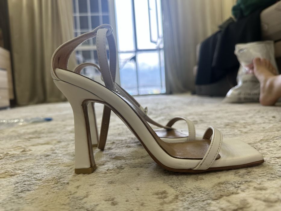 Туфли, босоножки