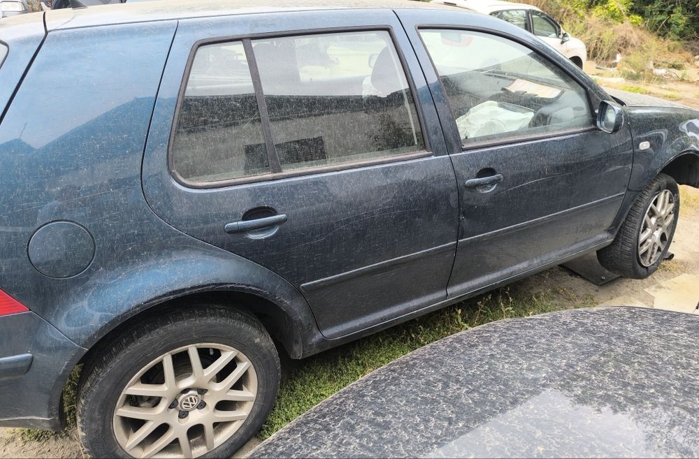 Usa / usi / haion   Vw Golf 4