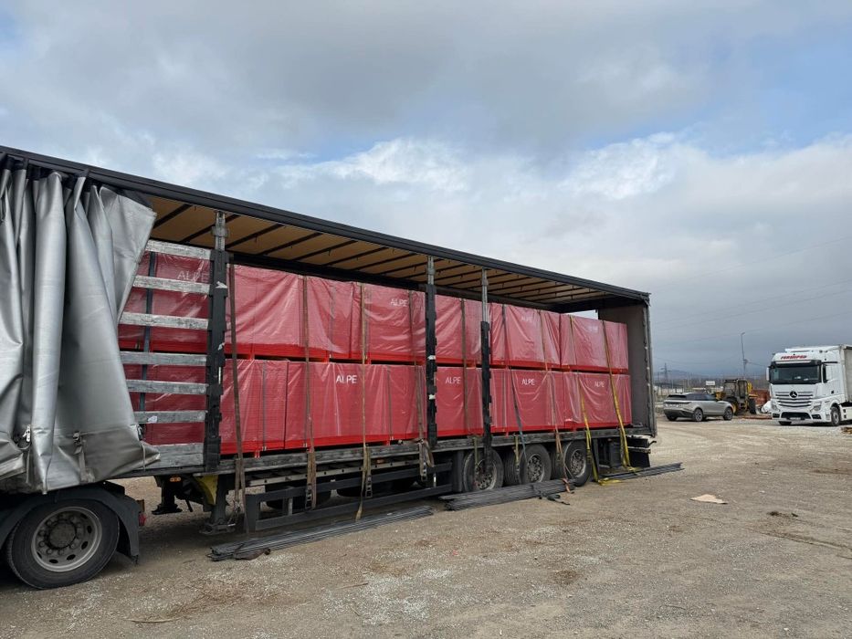 Ограда и кофражи