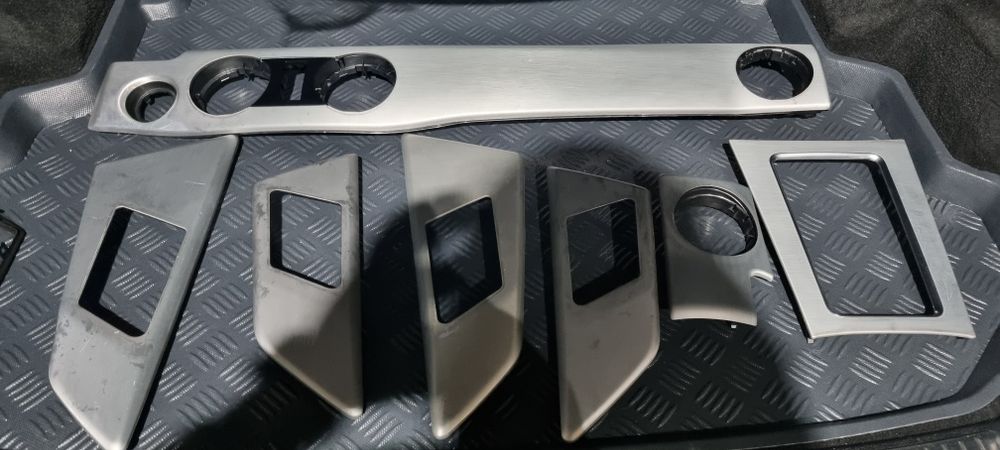 Декоративни вътрешни лайсни комплект на  Мерцедес GLK Facelift