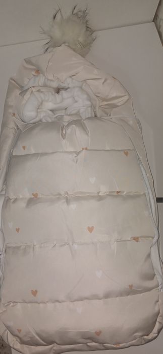 Продам комбинезон для новорождённого