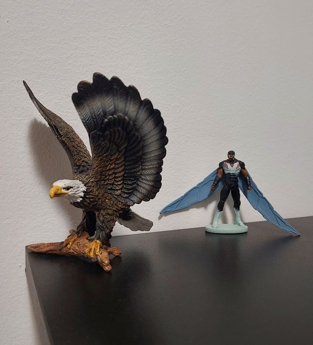 Figurina Schleich vultur + Marvel-Avengers-jucarii colectie originale