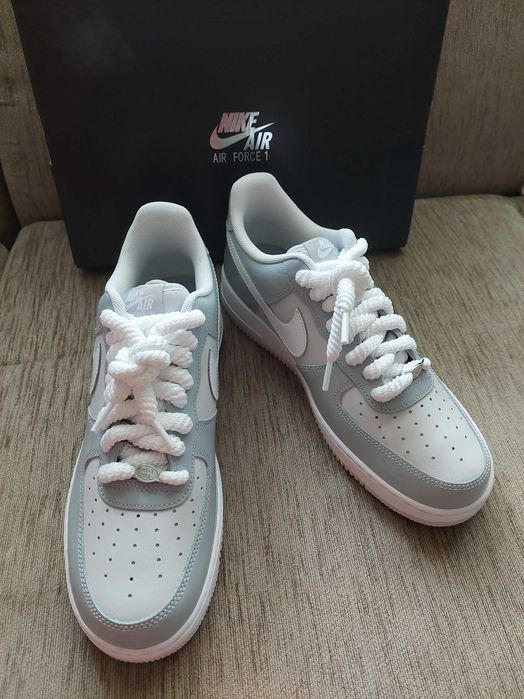 Nike Air Force One  07 LV8