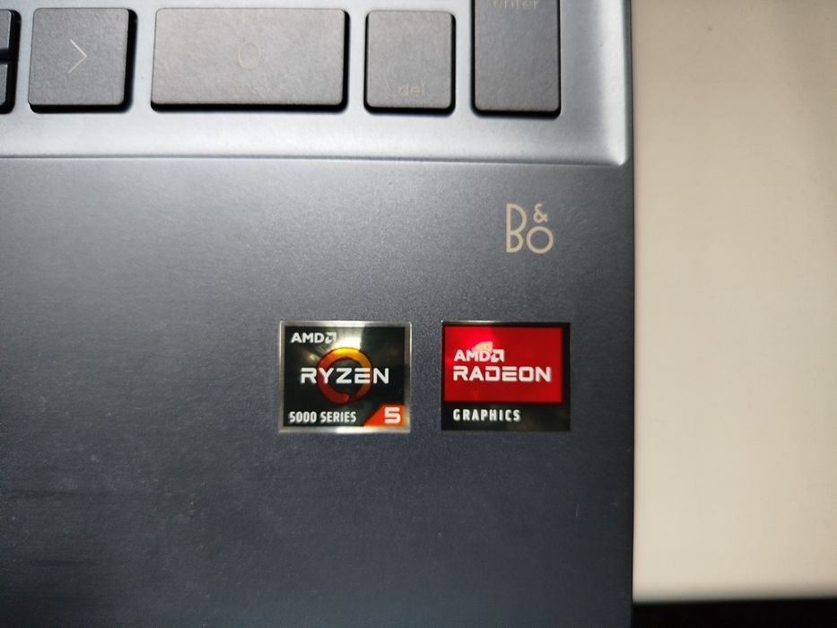 Продаю свой ноутбук HP PAVILION