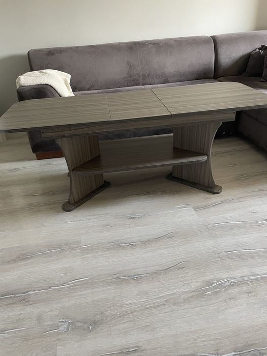 Разтегателна маса без забележки