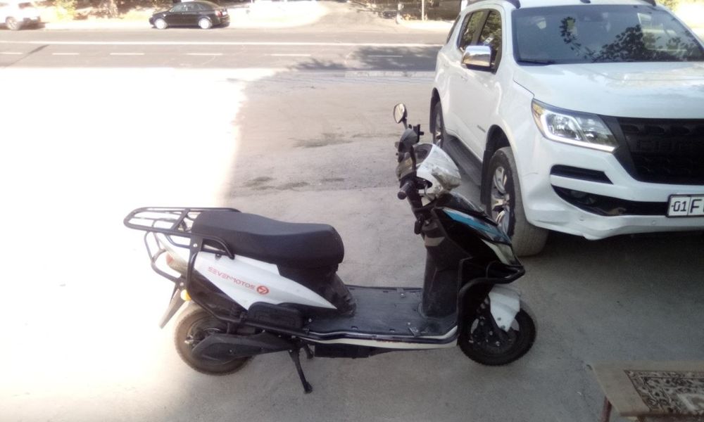 Elektron Skuter, batareya 60km yuradi
