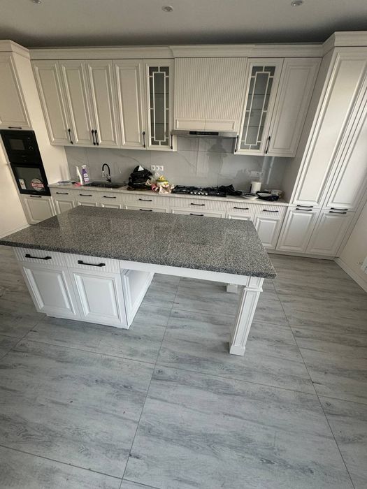 New classik. Classik oshxona mebel zaqaz olomiz