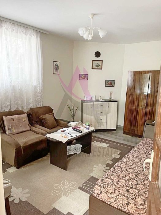 АТРАКТИВНА ЦЕНА! Боксониера- Червен Площад