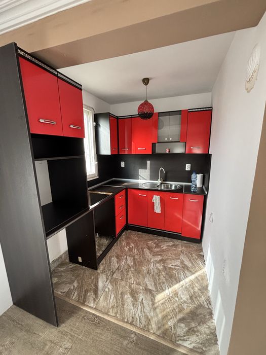 Етаж от къща в град Ботевград