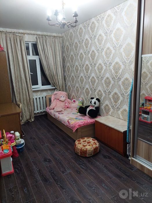 Продам недорого шторы в спальню, б/у,в отличном состоянии, мало пользо