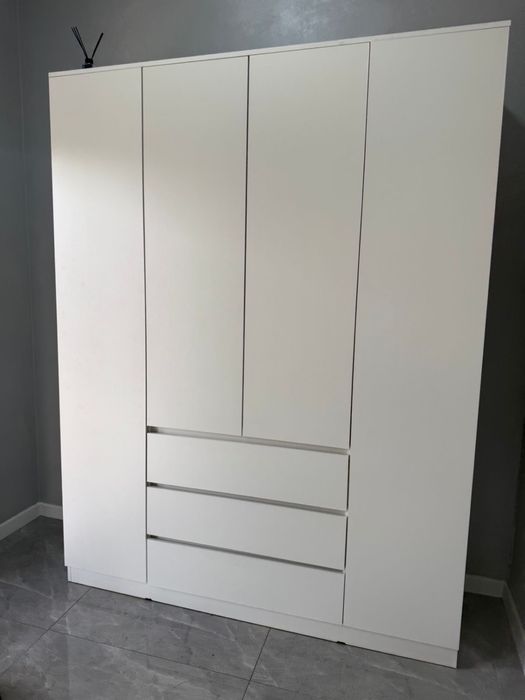 Продам шкаф в отличном состоянии