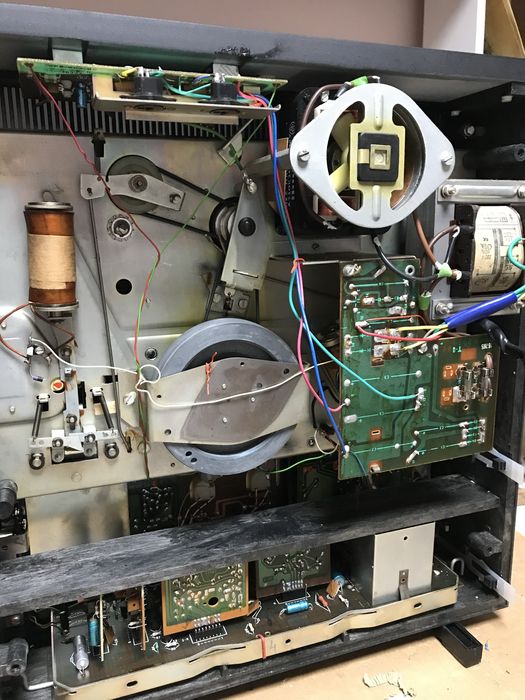 Magnetofon Tesla B115 in stare foarte buna cu ambalaj original