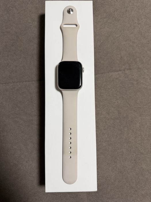 Срочно продам Apple Watch 7 series 45mm
