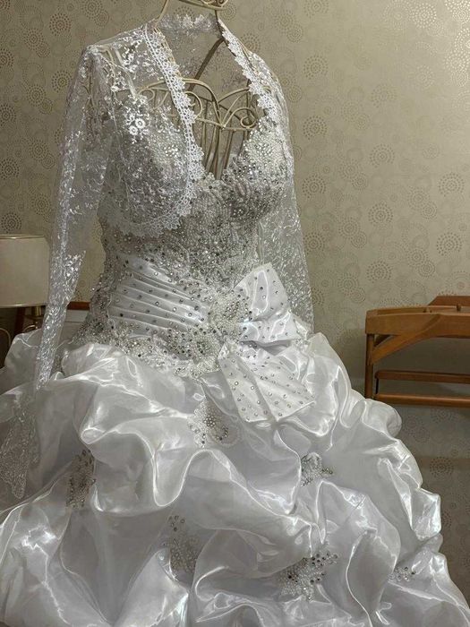 свадебное платье