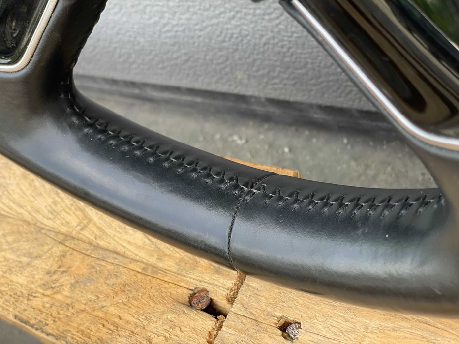 Волан AUDI A8 D4