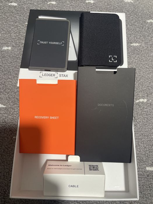 Ledger stax криптокошелек