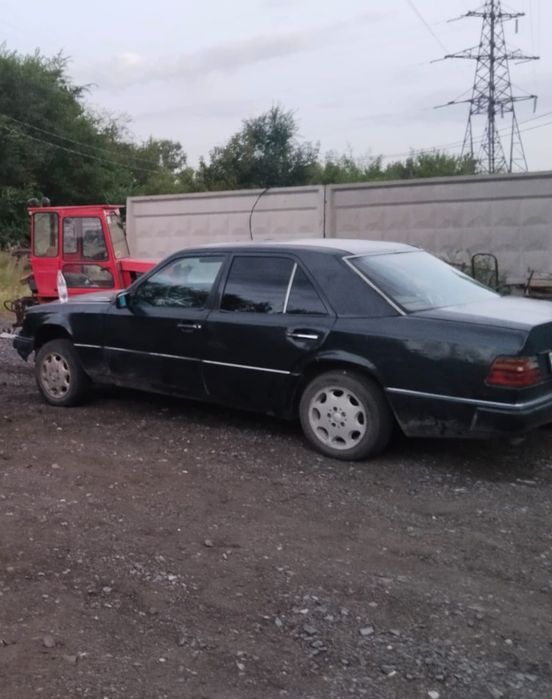 Мерседес на разбор w124