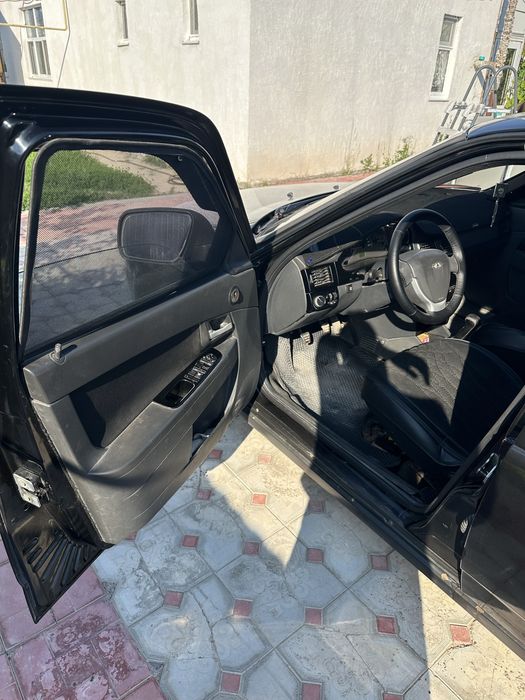 2172Priora Хетчбек