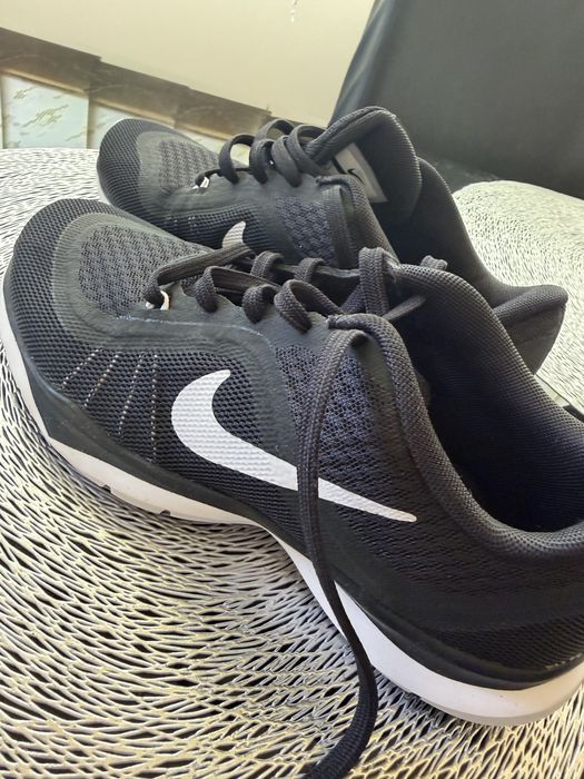 Маратонки  Nike