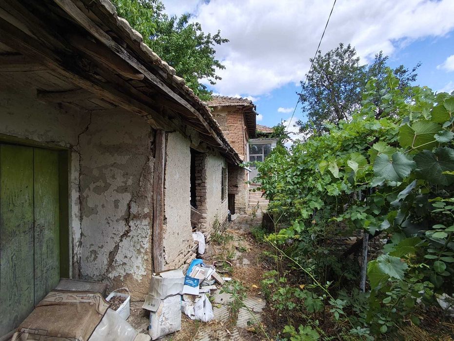 Продава се Къща в с. Макариополско, Област Търговище - 80 кв.м за 300 €/кв.м - Снимка #8