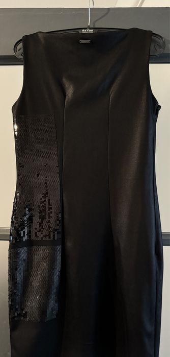 Rochie Guess cu paiete