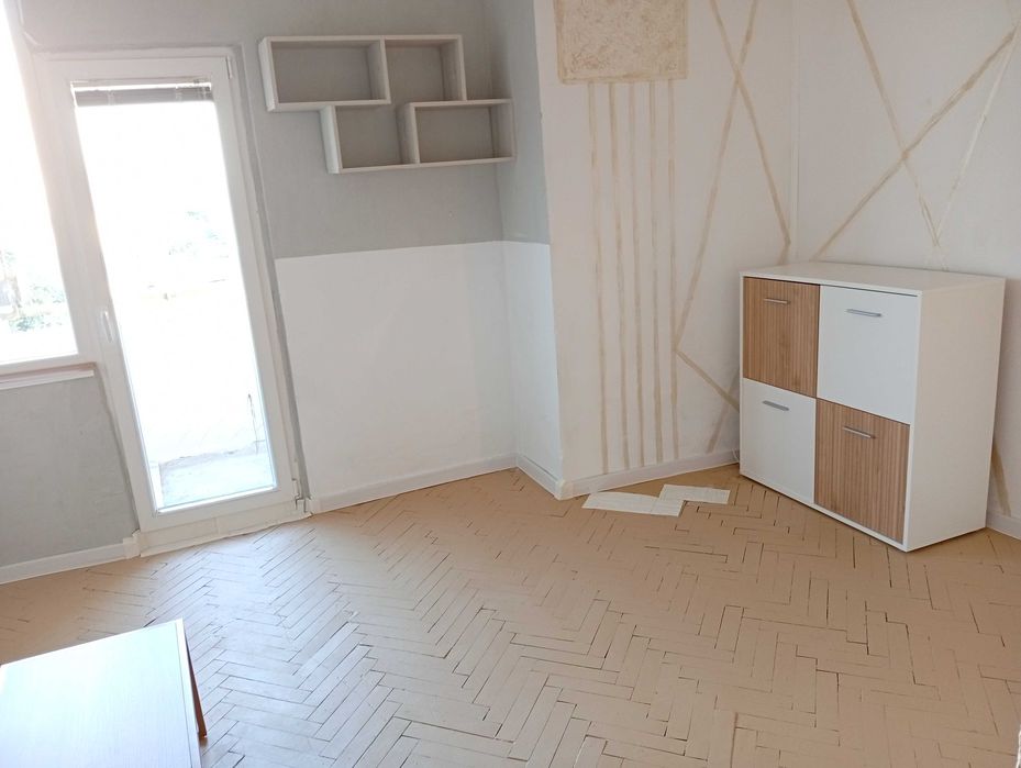 Дава се под наем Двустаен апартамент в София, Бенковски - 50 кв.м за 372.3 € - Снимка #1