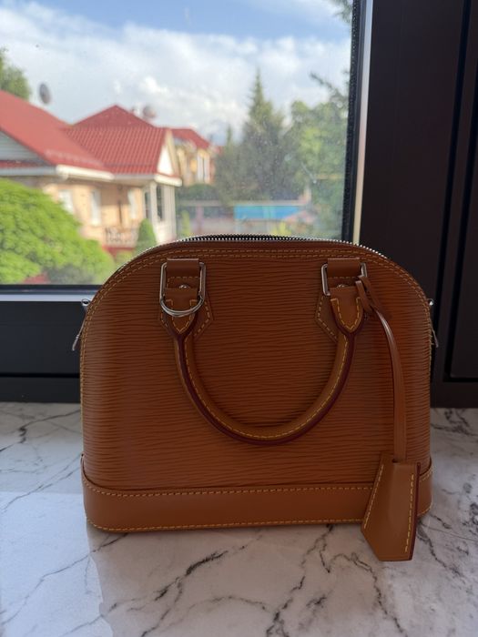 Louis Vuitton Alma BB оригинал