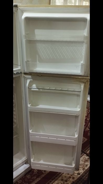 Холодильник бытовой