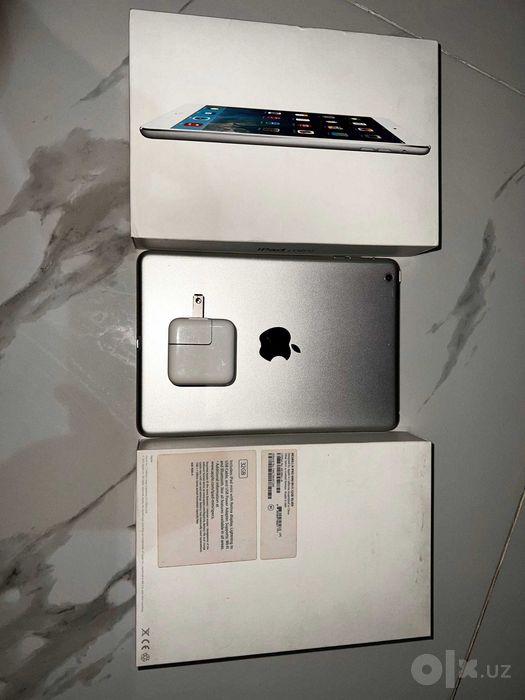 Ipad mini 2 USA Ideal dokument korobka original zaryadka bor