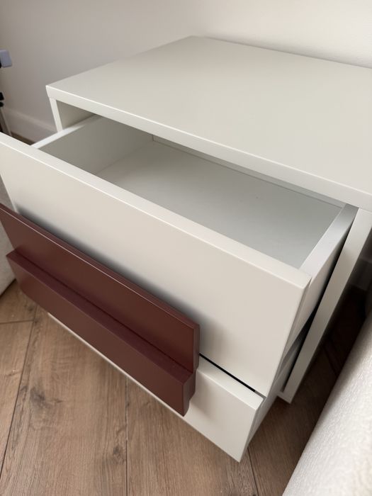 Прикроватный тумба