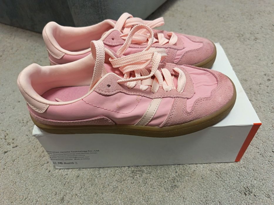 Adidași Stradivarius Damă/Mărime 37