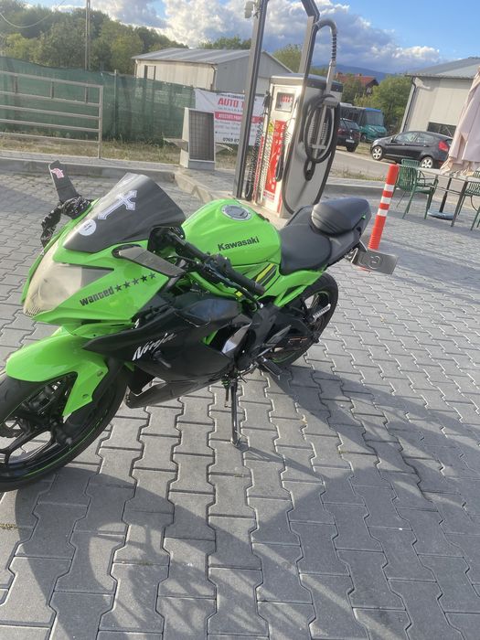 se vinde Kawasaki ninja 125 2019 ABS (nu yamaha , honda , ktm, cfmoto