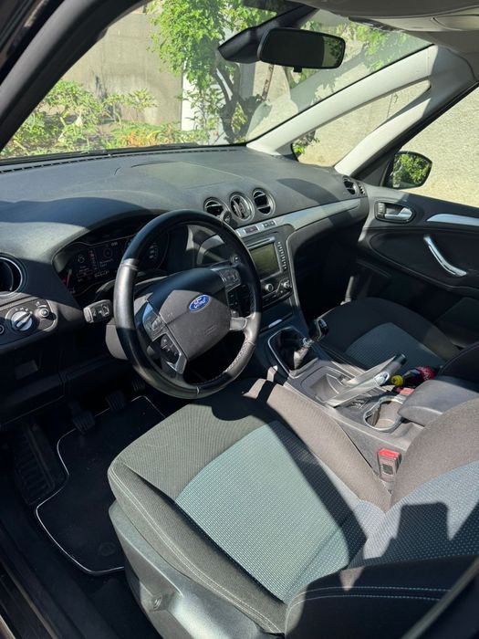 Ford Galaxy 2013 7 locuri schimb cu  mercedes   vito
