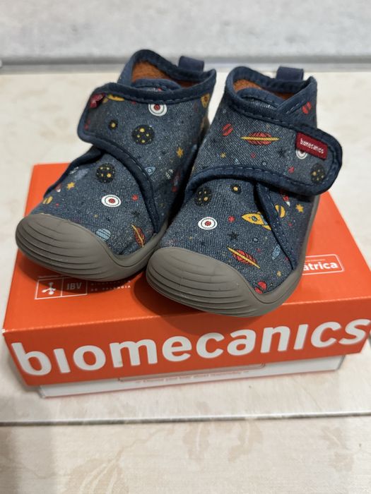 Biomecanics Papuci de interior