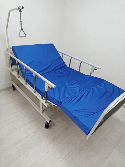Кровать медицинская