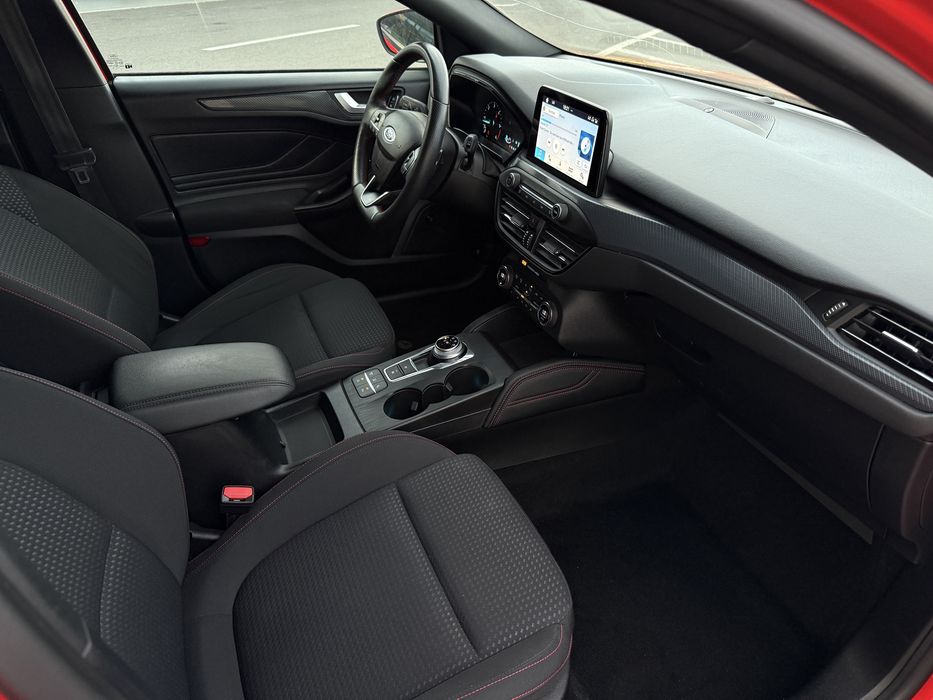 Ford FOCUS/ ST-Line/ 2020/ 1.5/ Diesel/ Bang&Olufsen/ Distronic/ Full Led