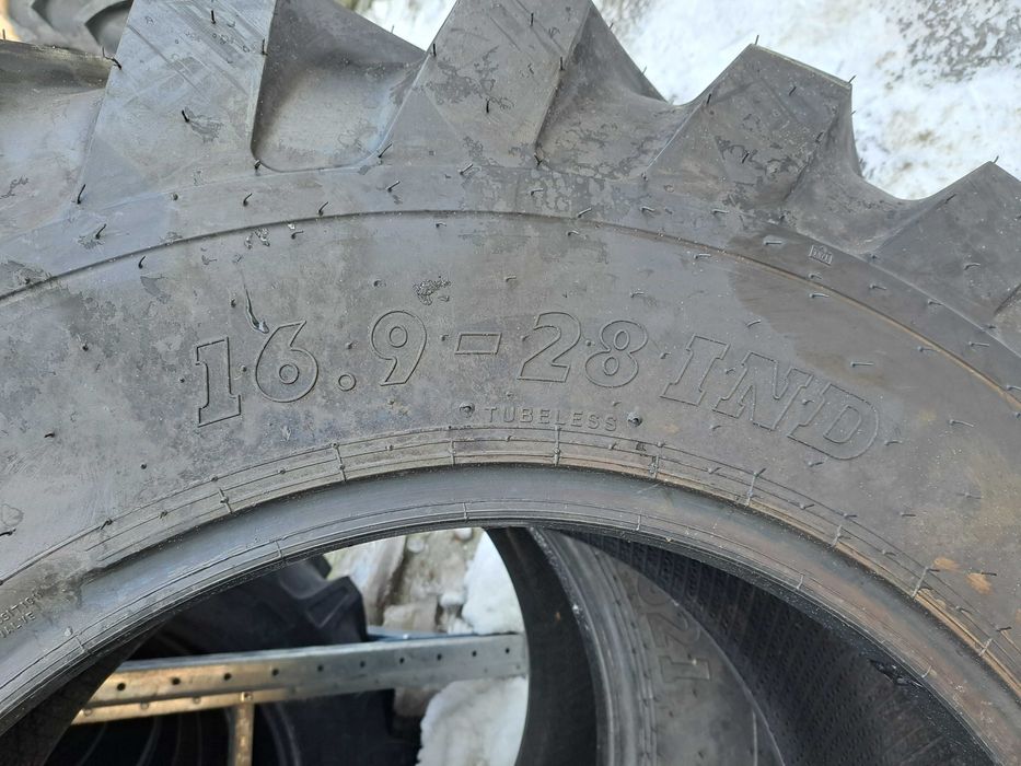 BKT 16.9-28 14 pliuri cauciucuri noi buldo spate R28 garantie JCB