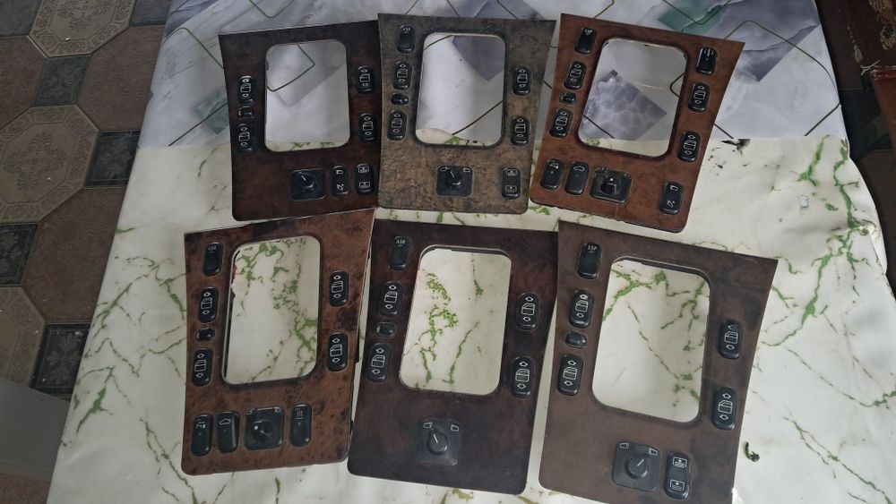 Мерс.210 Подлокотники рест.