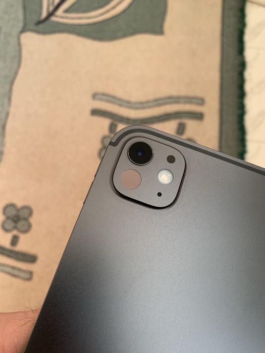 iPad Pro 11 inch 256GB Заключен