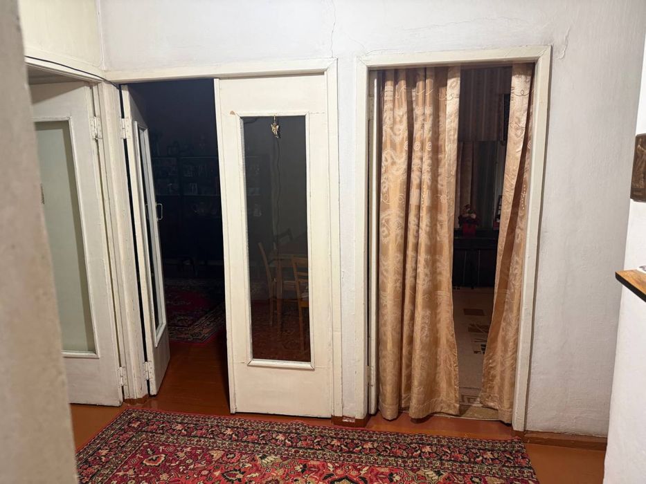 Продам 3-к. квартира 2/4 77 -сер. Юнусабад  ТЦ High Town Mall