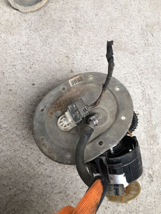 Бензонасос на бмв е38