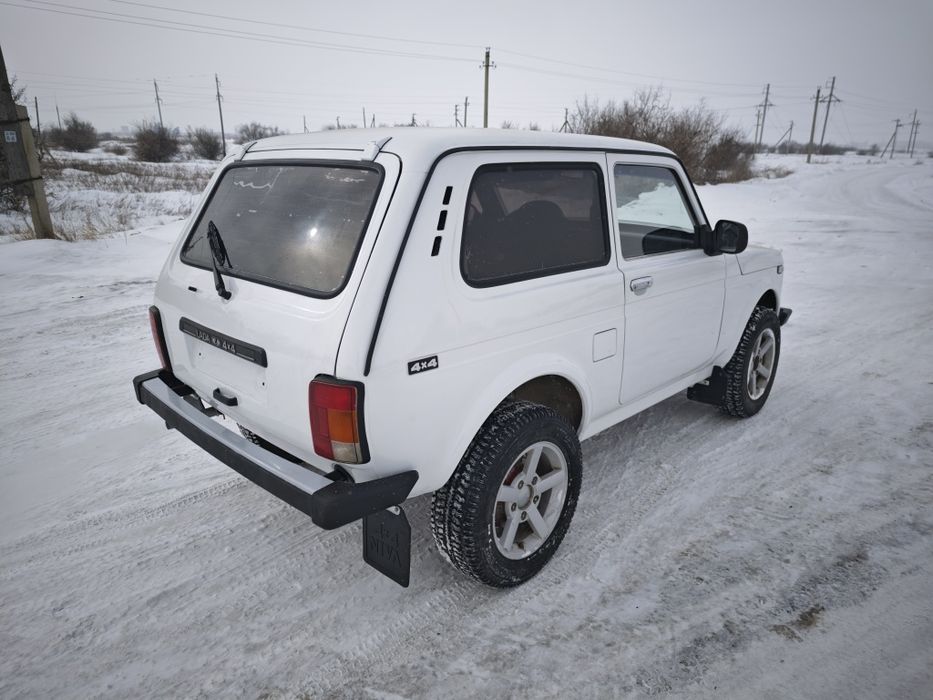 Нива 21214 год 2012