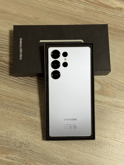 Samsung S25 Ultra 512 gb Ram 12 5G EAC